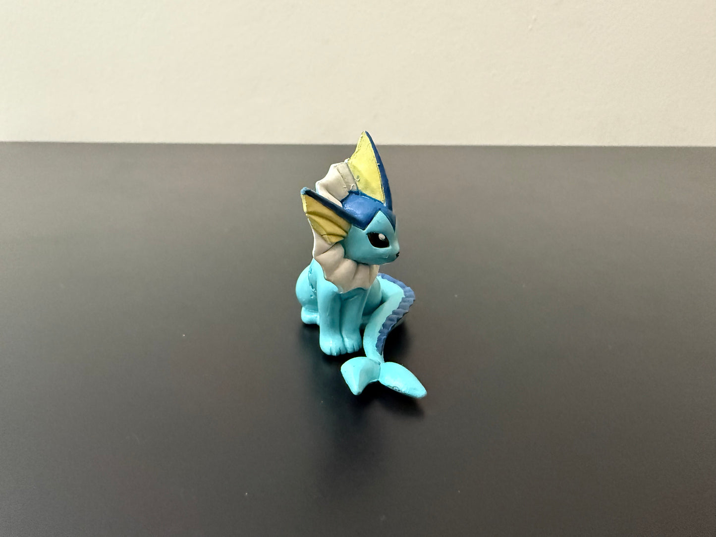 VAPOREON NEW COLOR - FIGURE TOMY CGTSJ