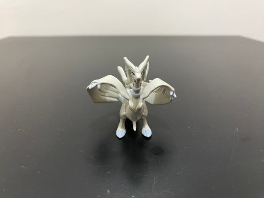 RESHIRAM - FIGURE TOMY CGTSJ