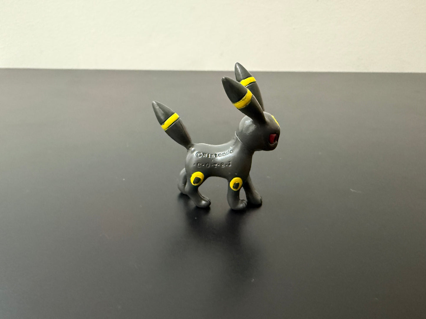 UMBREON - FIGURE TOMY CGTSJ