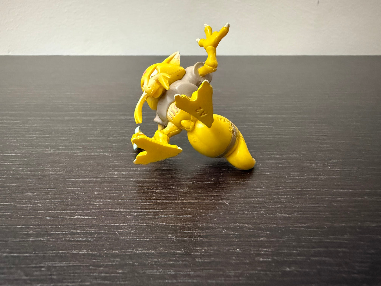 KADABRA - FIGURE TOMY CGTSJ