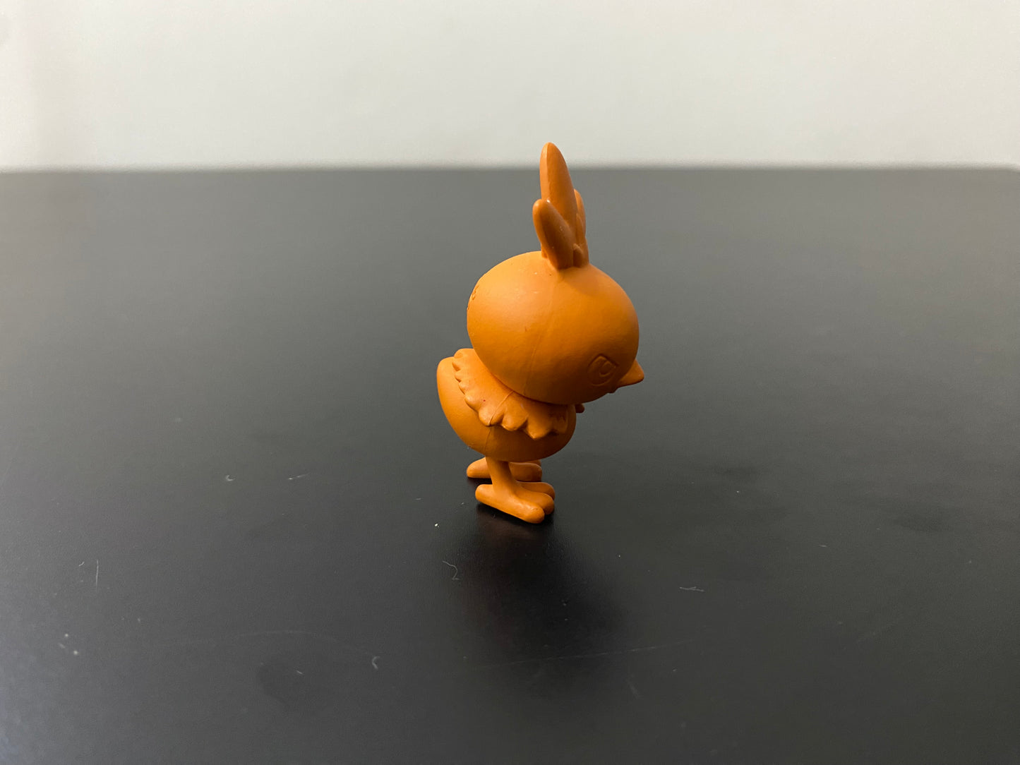 TORCHIC MONOCOLORE - FIGURE TOMY