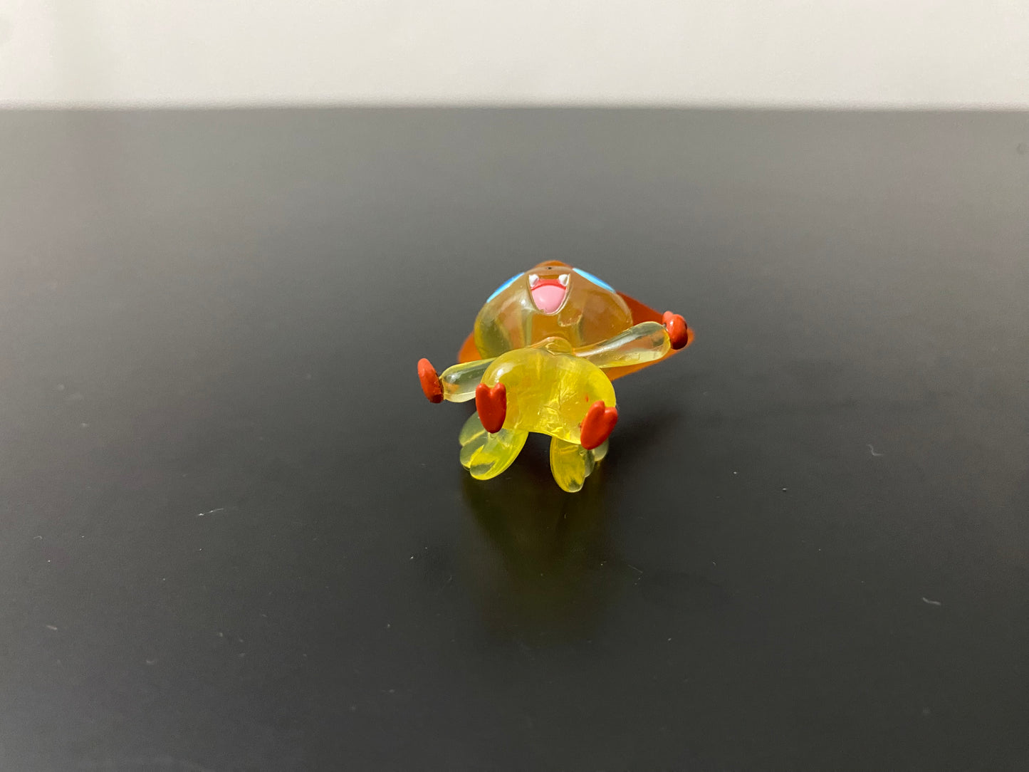 VICTINI CLEAR - FIGURE TOMY