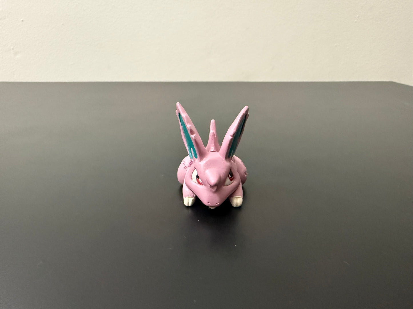 NIDORAN M RARE - FIGURE TOMY CGTSJ