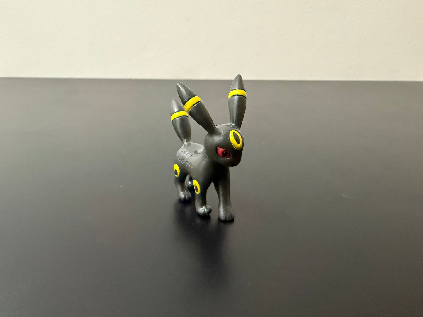 UMBREON - FIGURE TOMY CGTSJ
