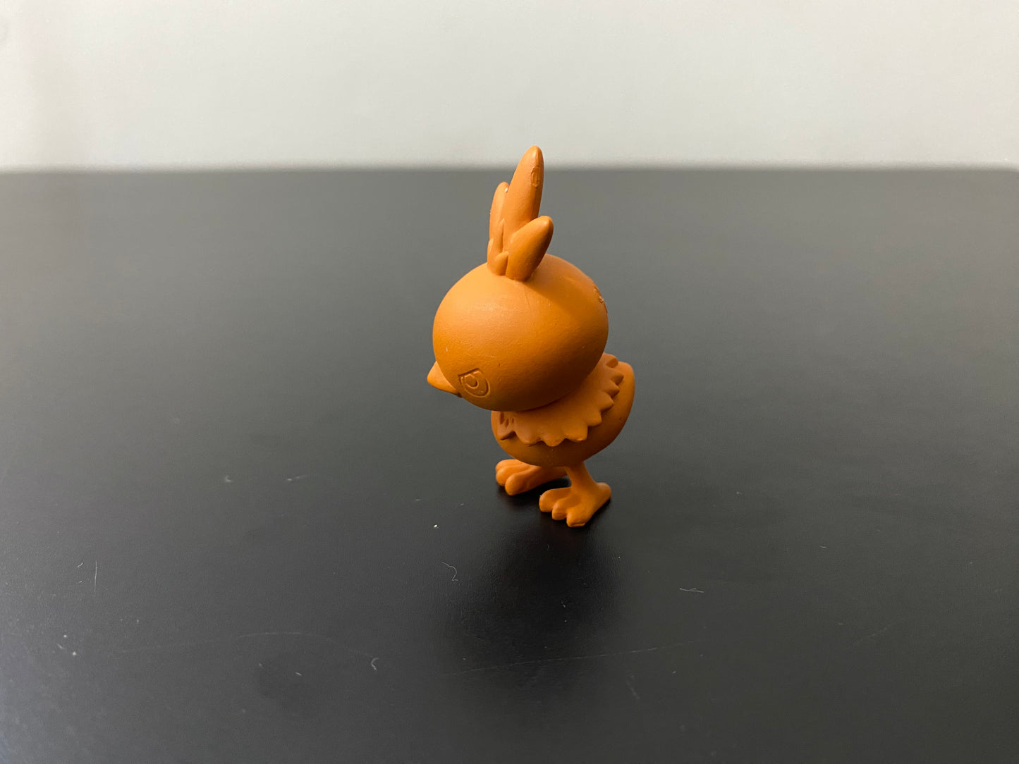 TORCHIC MONOCOLORE - FIGURE TOMY