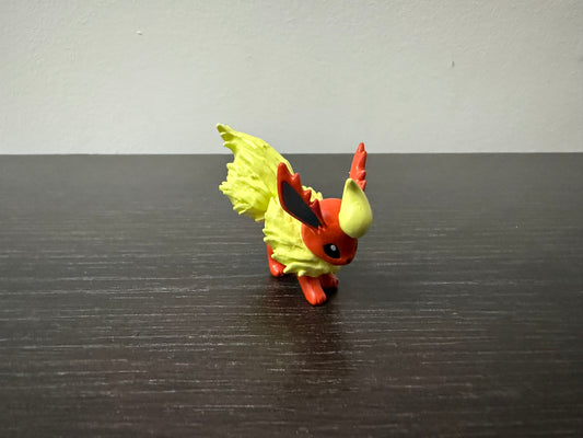 FLAREON ALTERNATIVE POSE 2007 - FIGURE TOMY CGTSJ