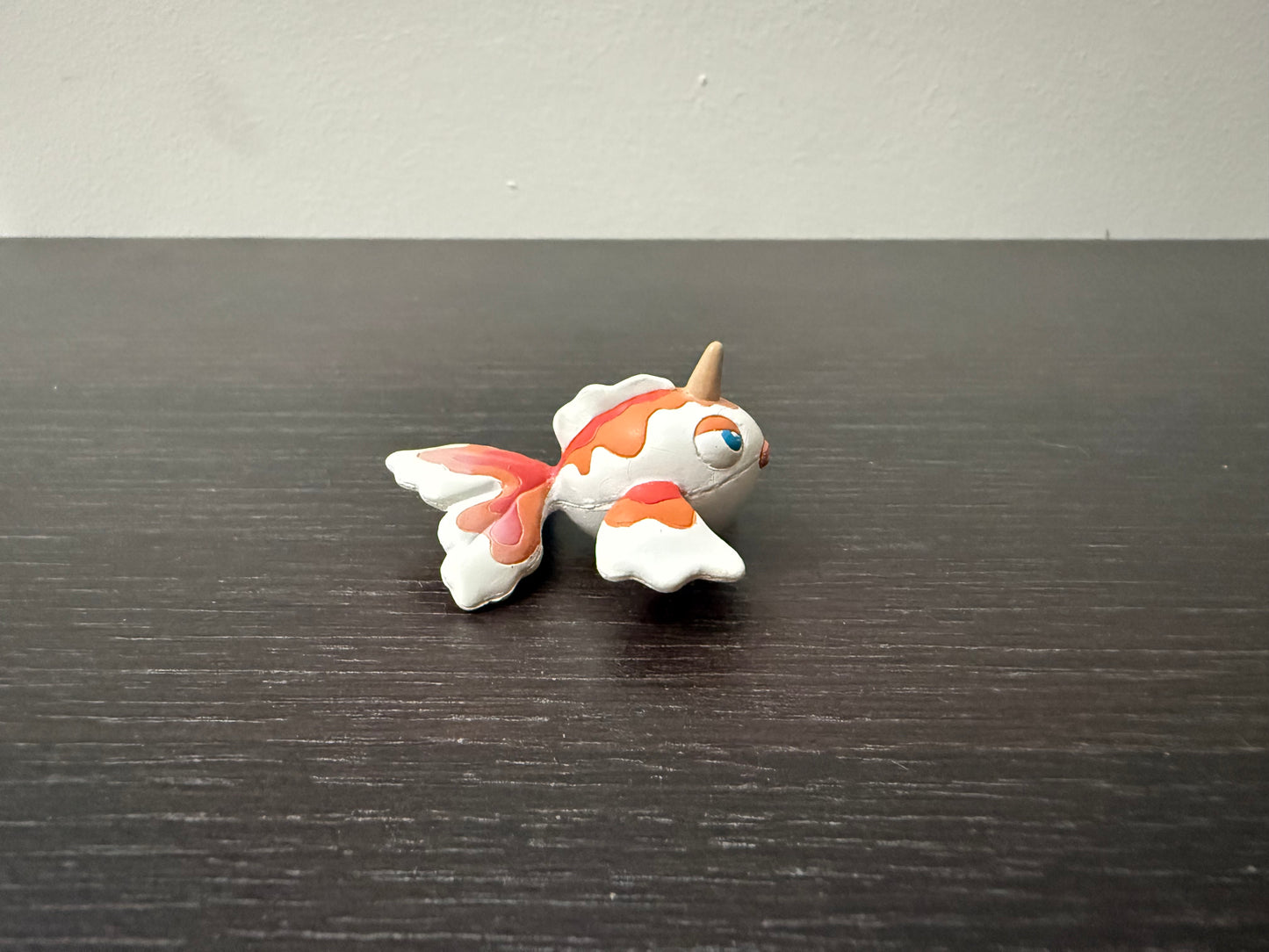 GOLDEEN - FIGURE TOMY CGTSJ