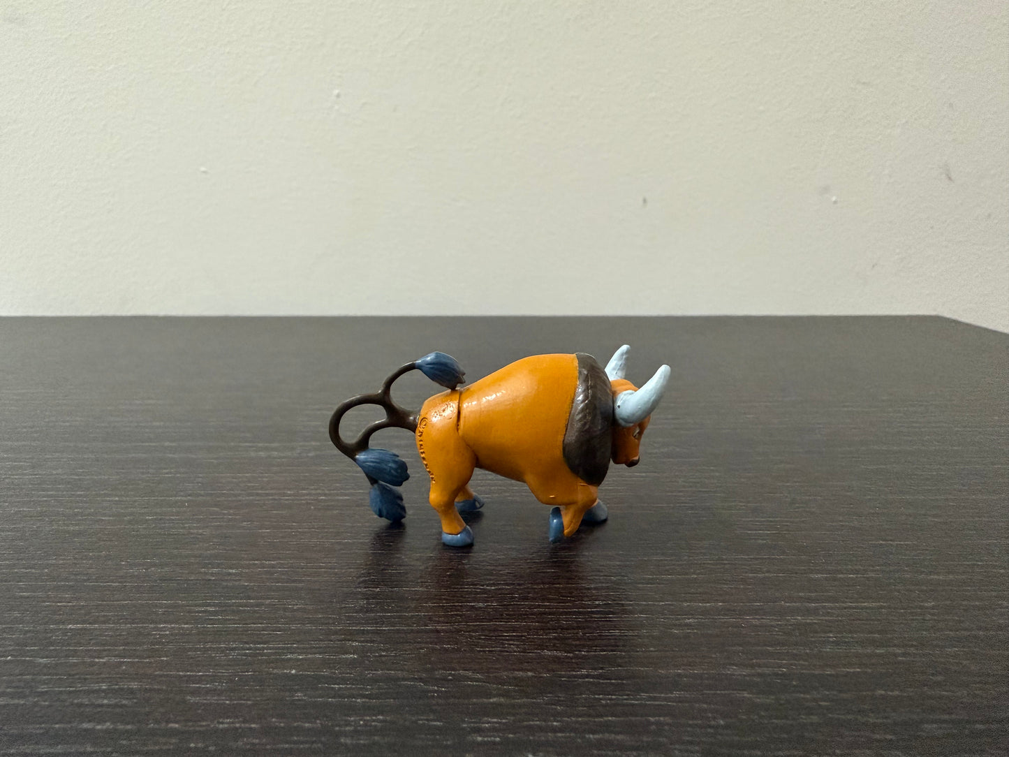 TAUROS NEW COLOR - FIGURE TOMY CGTSJ