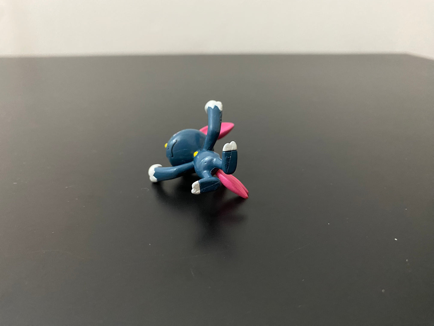 SNEASEL - FIGURE TOMY CGTSJ