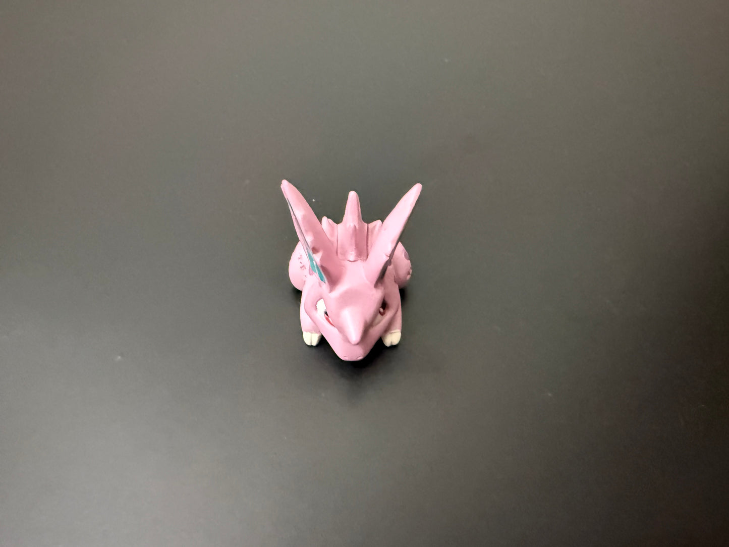 NIDORAN M RARE - FIGURE TOMY CGTSJ