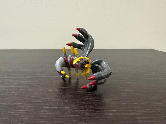 GIRATINA ORIGINAL FORM BATTLE POSE 2008 - FIGURE TOMY