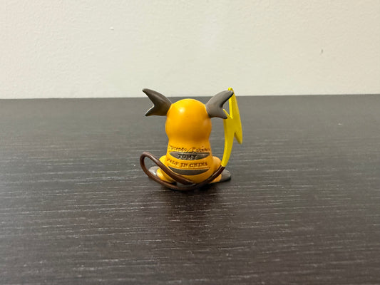 RAICHU ALTERNATIVE POSE - FIGURE TOMY