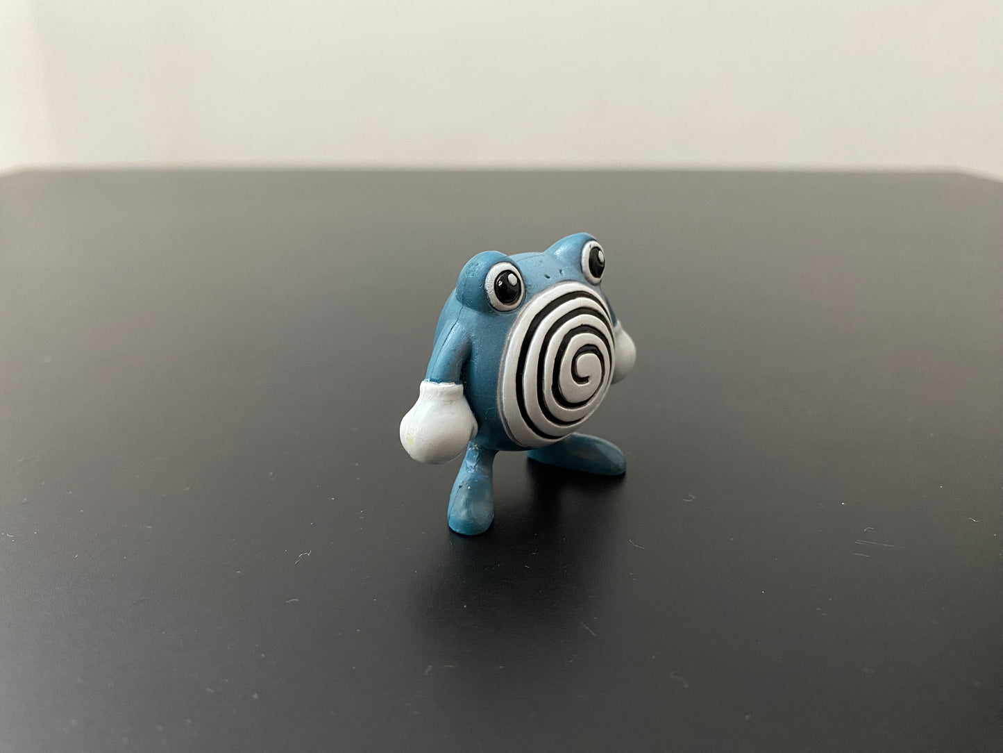 POLIWHIRL- FIGURE TOMY CGTSJ