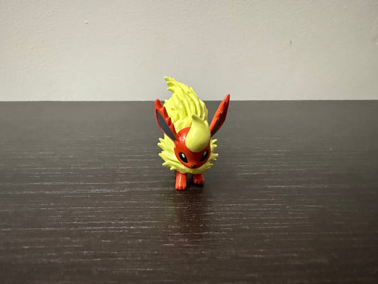 FLAREON ALTERNATIVE POSE 2007 - FIGURE TOMY CGTSJ