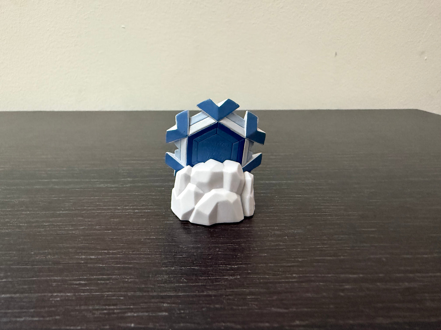 CRYOGONAL - FIGURE TOMY