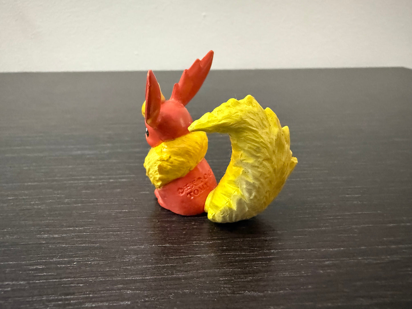 FLAREON - FIGURE TOMY CGTSJ