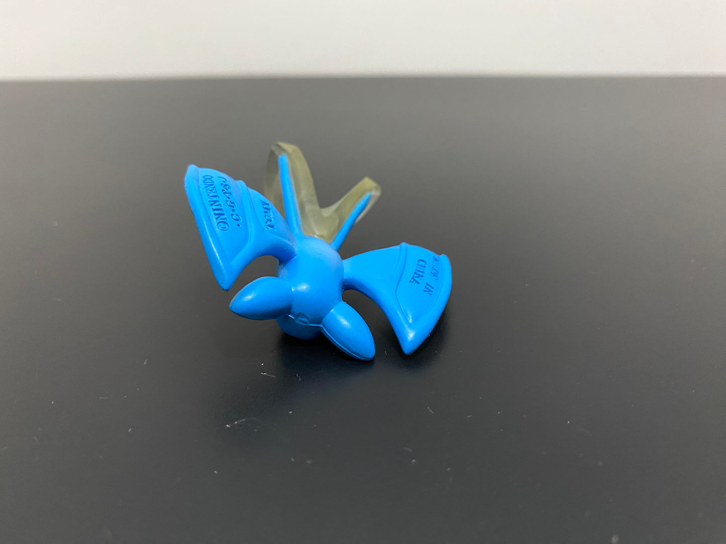 ZUBAT RARE - FIGURE TOMY CGTSJ