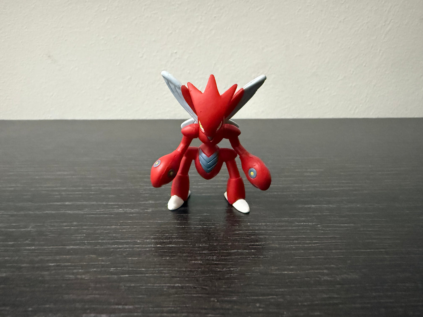 SCIZOR - FIGURE TOMY CGTSJ