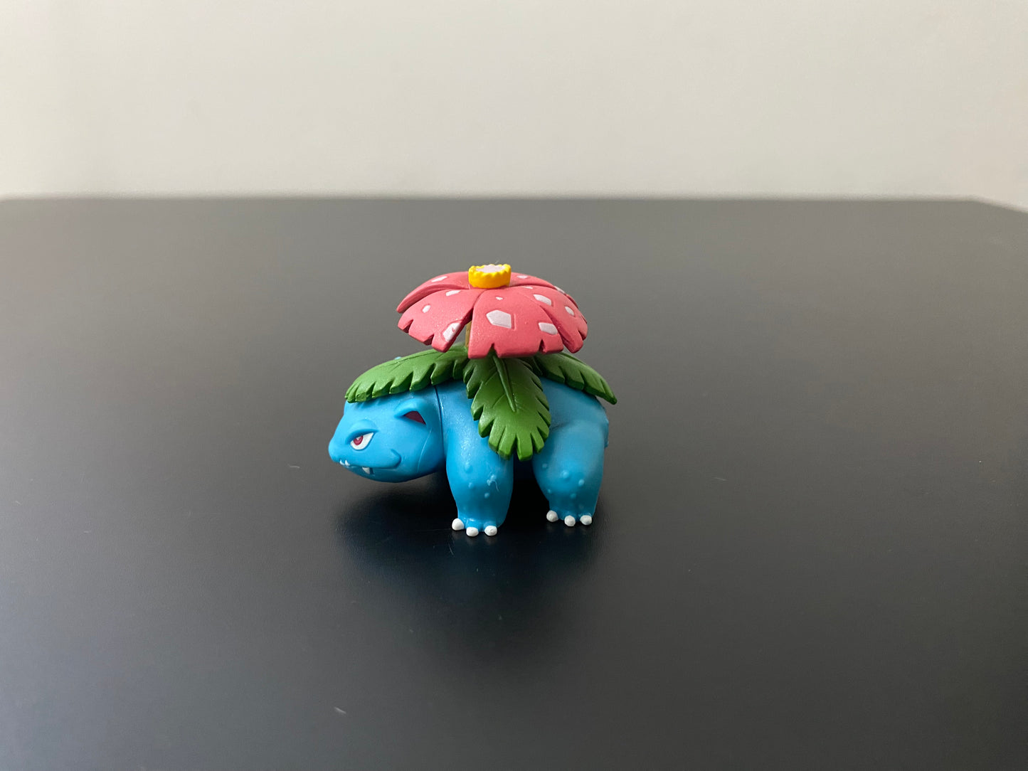 VENUSAUR NEW POSE MATTE - FIGURE TOMY