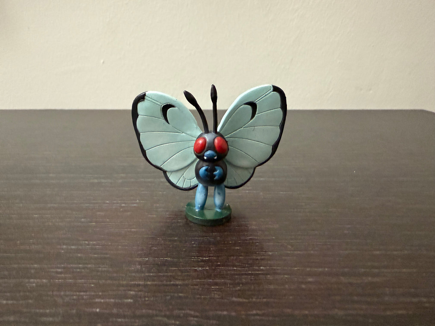 BUTTERFREE - FIGURE TOMY CGTSJ