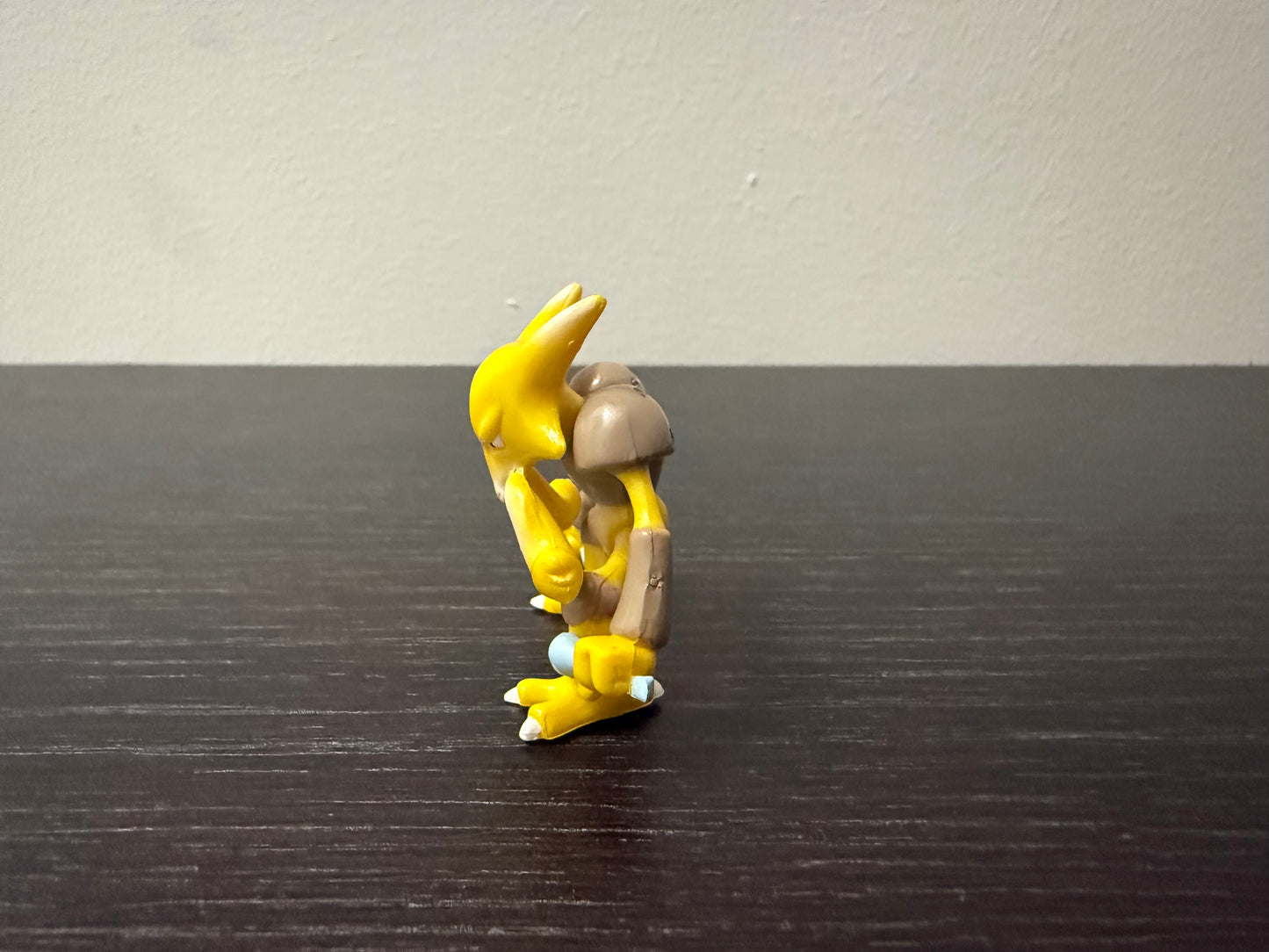 ALAKAZAM FIRST EDITION - FIGURE TOMY CGTSJ
