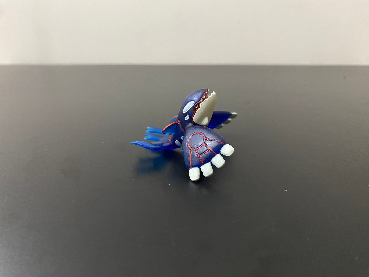 KYOGRE CLEAR BATTLE POSE - FIGURE TOMY CGTSJ