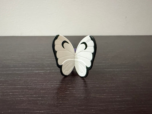 BUTTERFREE - FIGURE TOMY ARTS