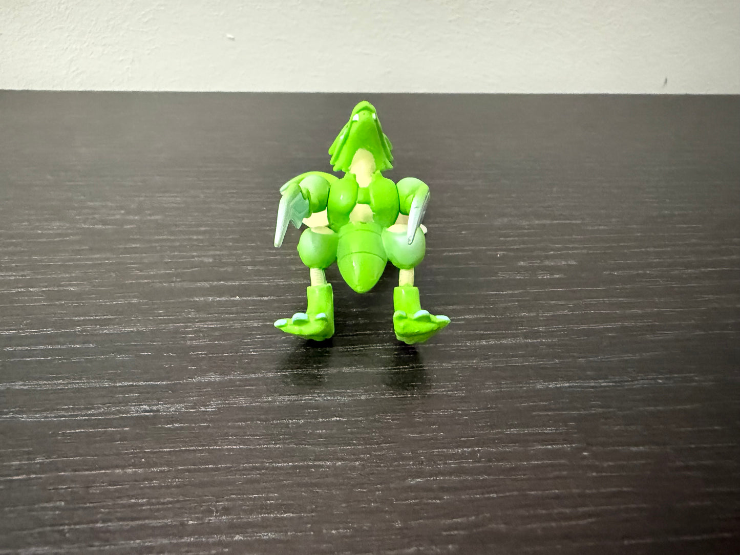 SCYTHER - FIGURE TOMY CGTSJ