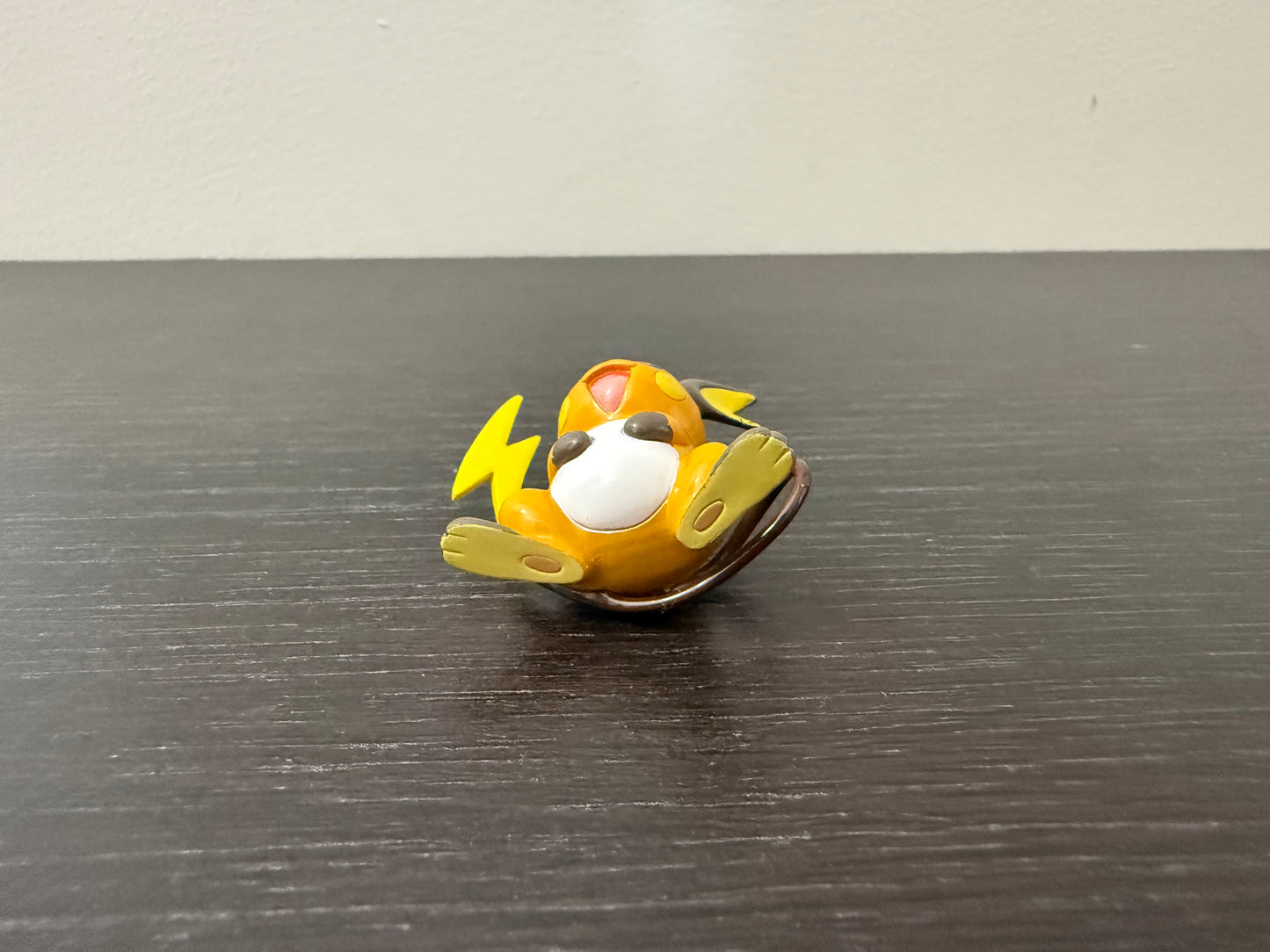 RAICHU ALTERNATIVE POSE - FIGURE TOMY