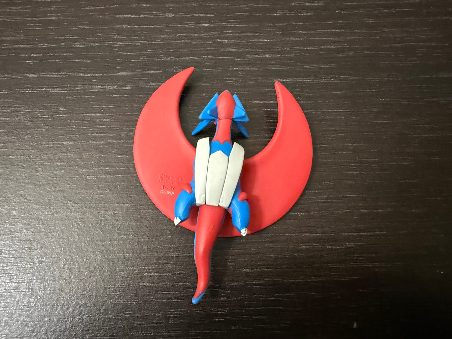 MEGA SALAMENCE - FIGURE TOMY