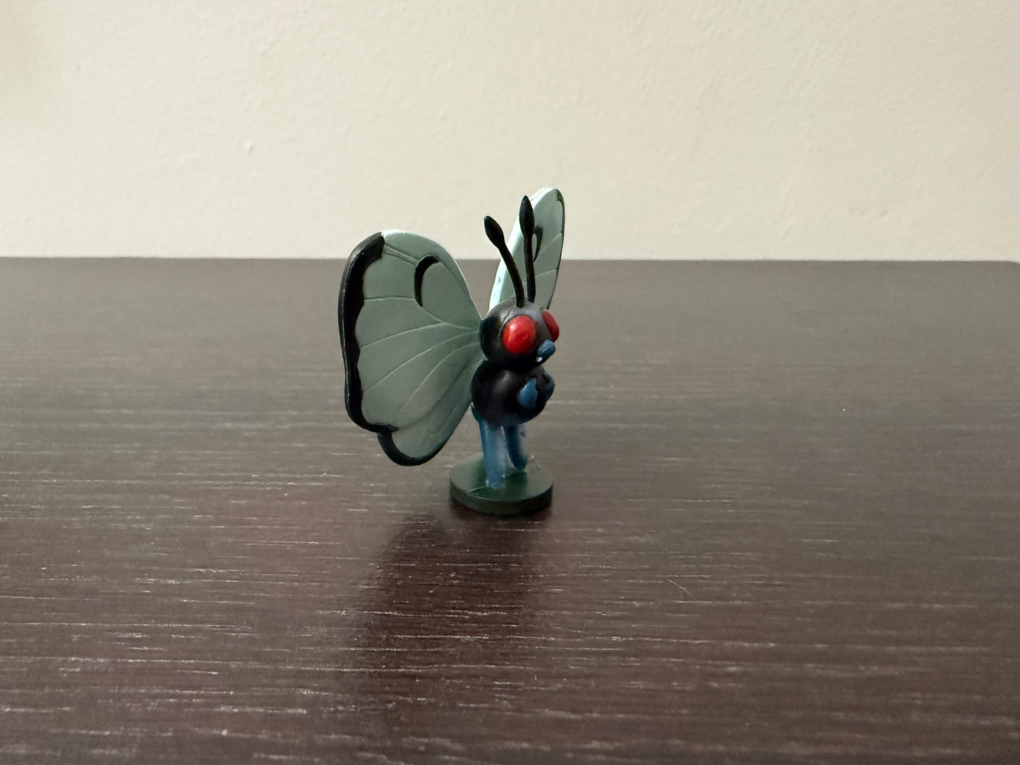 BUTTERFREE - FIGURE TOMY CGTSJ