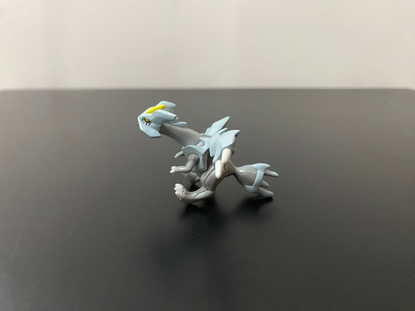 KYUREM - FIGURE TOMY CGTSJ