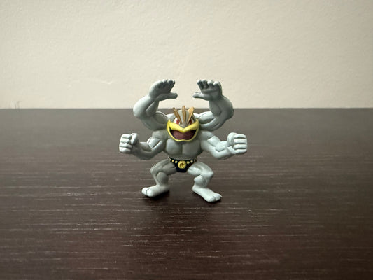 MACHAMP - FIGURE TOMY CGTSJ