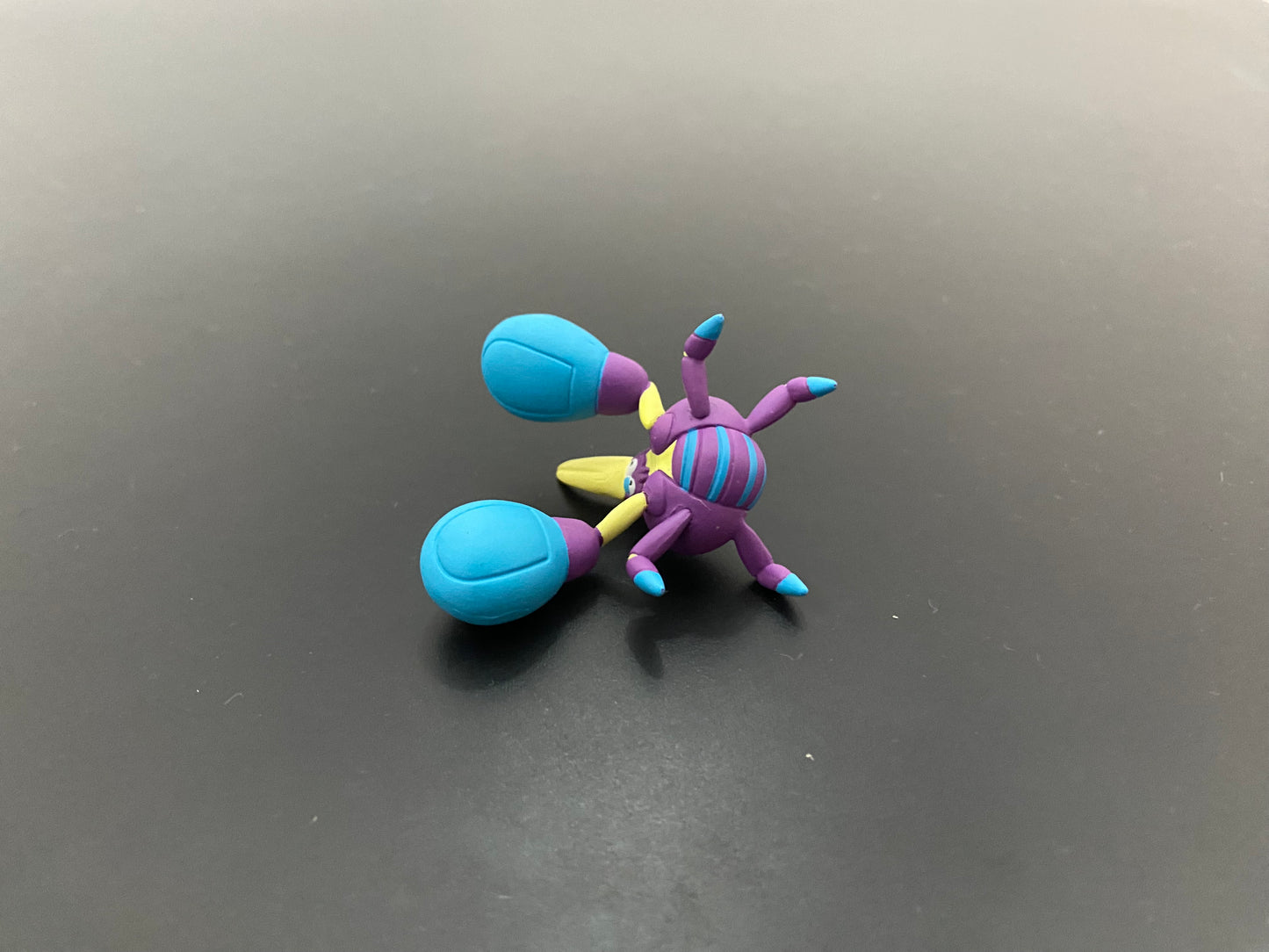 CRABRAWLER - FIGURE TOMY
