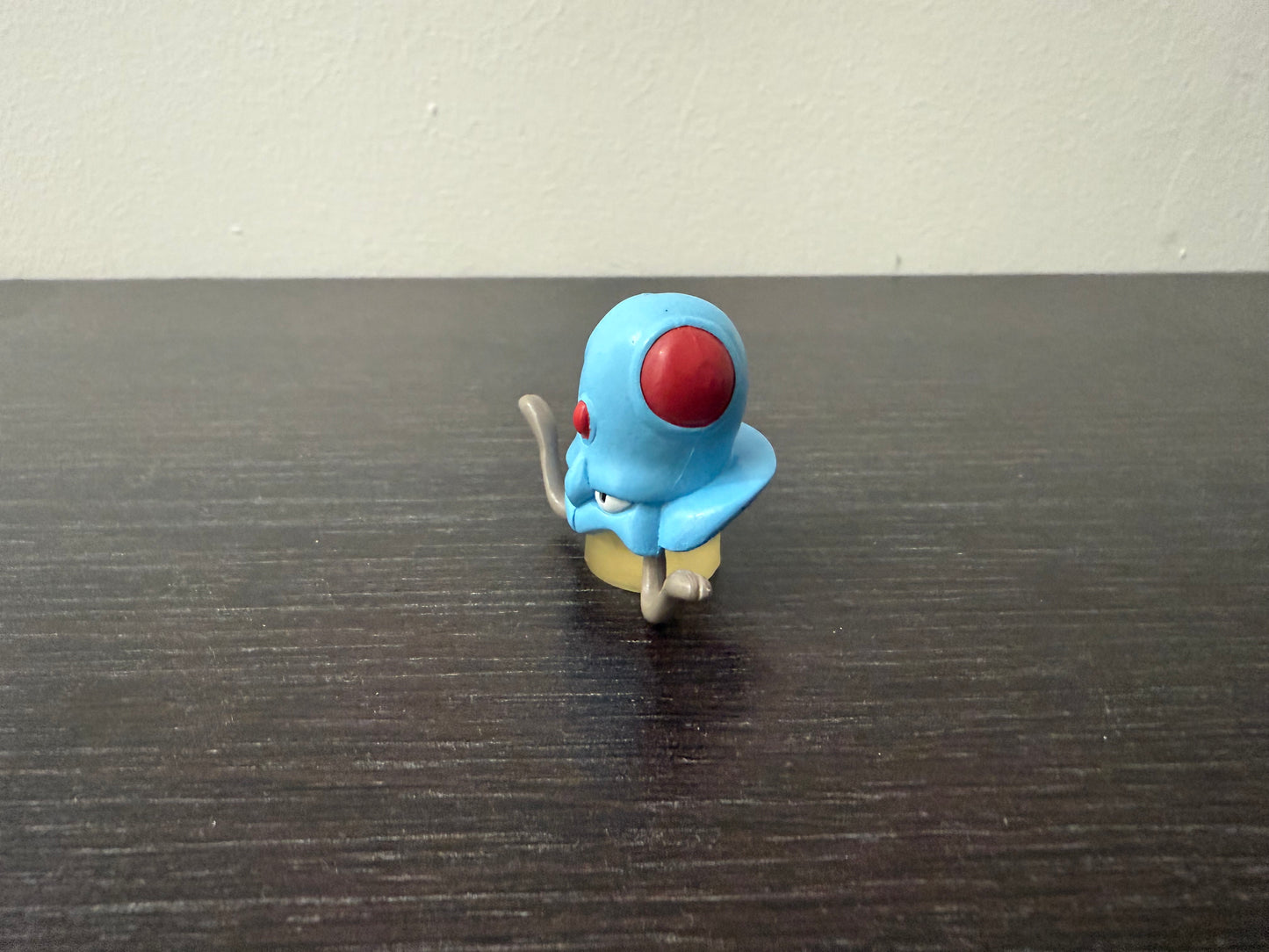 TENTACOOL NEW COLOR - FIGURE TOMY CGTSJ