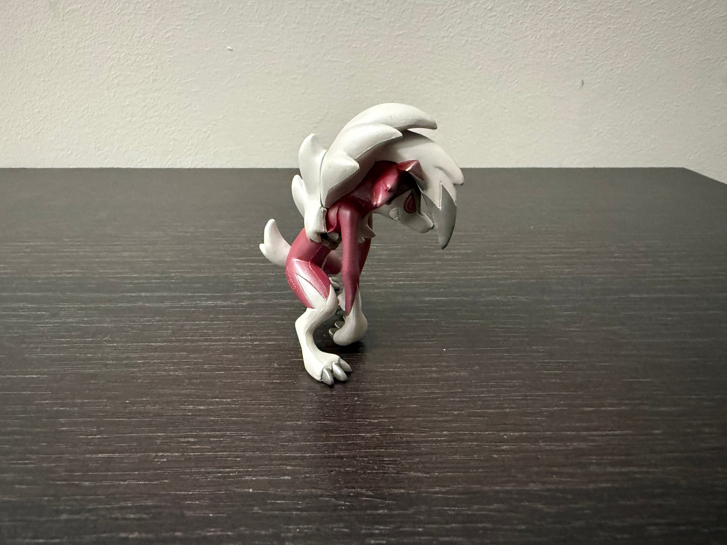 LYCANROC MIDNIGHT FORM HYPER SIZE PEARLY - FIGURE TOMY