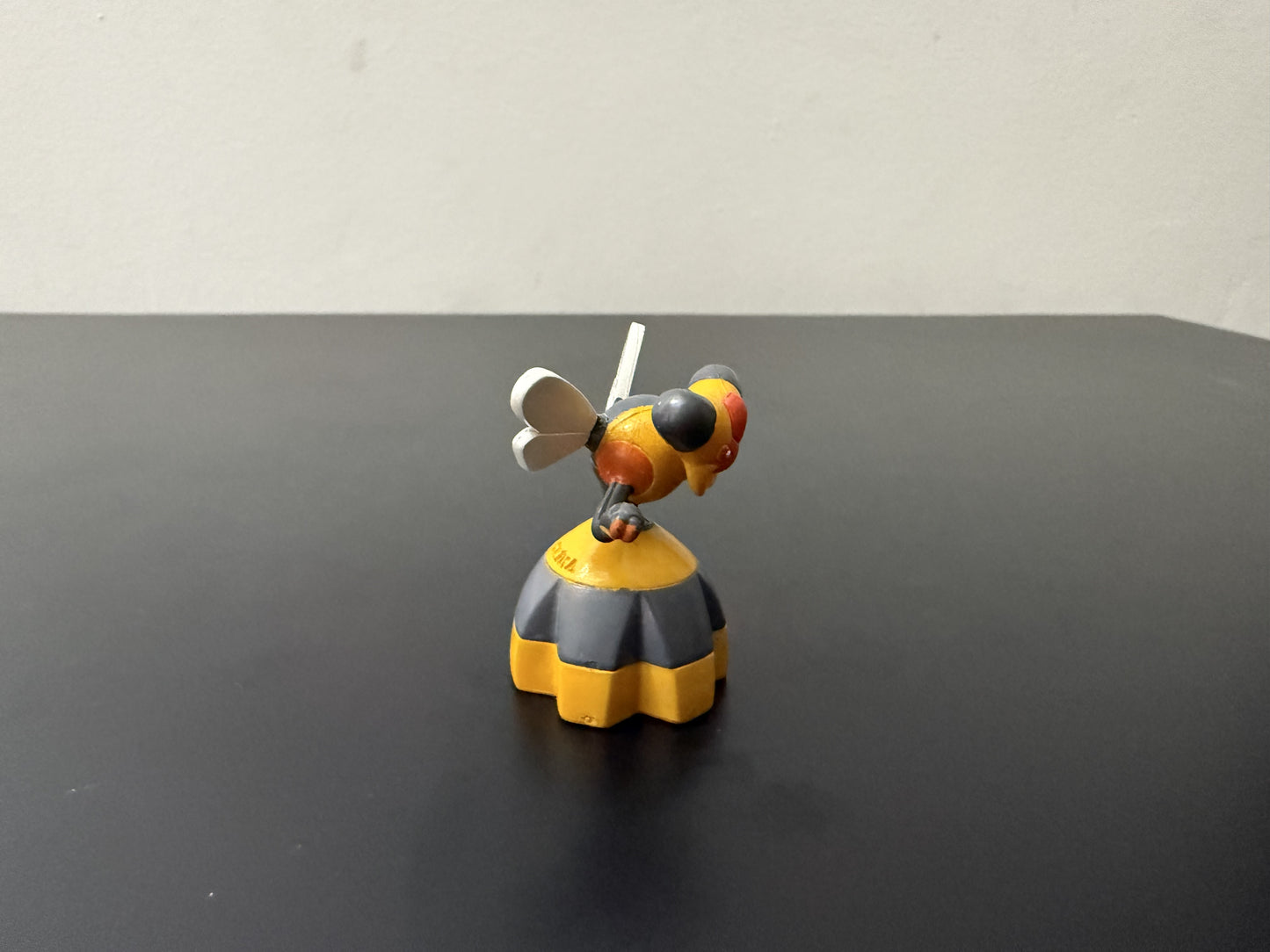 VESPIQUEN - FIGURE TOMY CGTSJ
