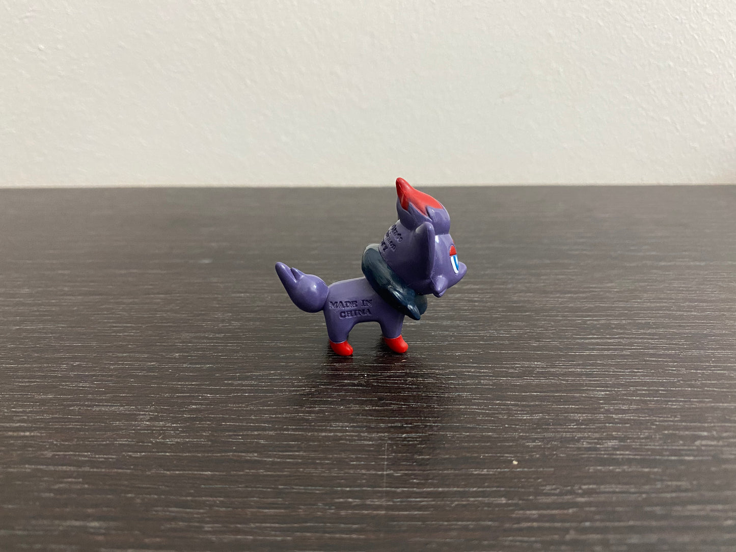 ZORUA - FIGURE TOMY CGTSJ