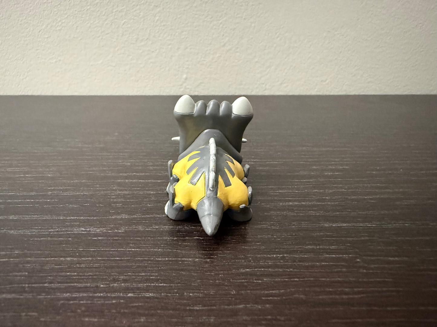BASTIODON - FIGURE TOMY