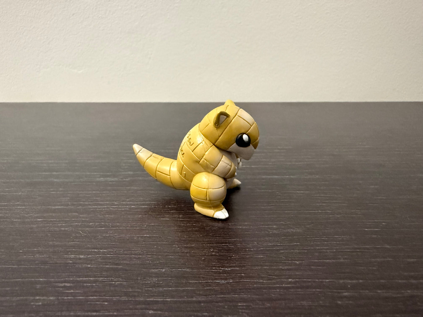 SANDSHREW - FIGURE TOMY CGTSJ