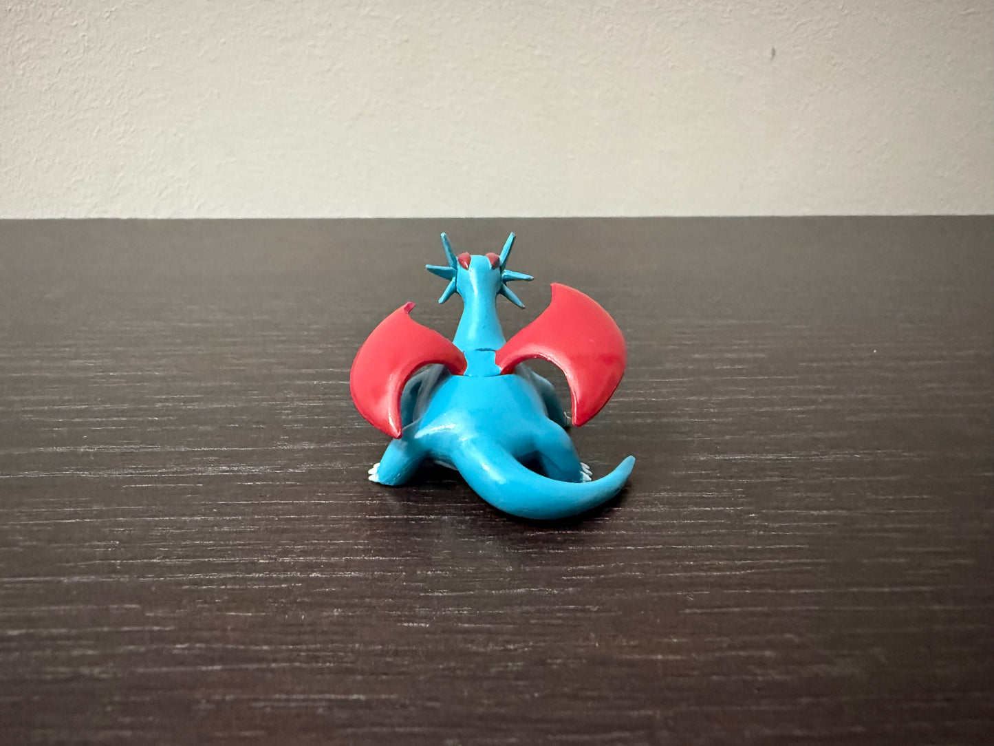 SALAMENCE - FIGURE TOMY CGTSJ