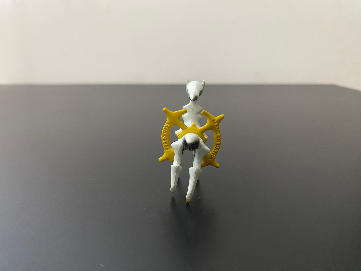 ARCEUS - FIGURE TOMY CGTSJ