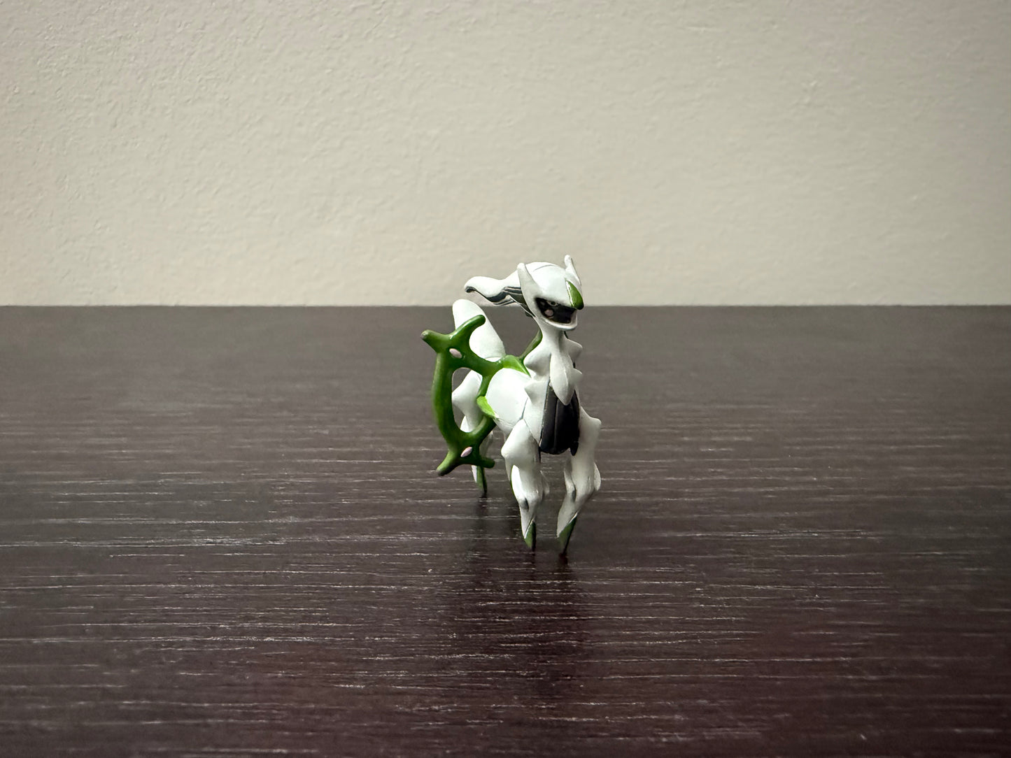 ARCEUS INSECT - FIGURE TOMY