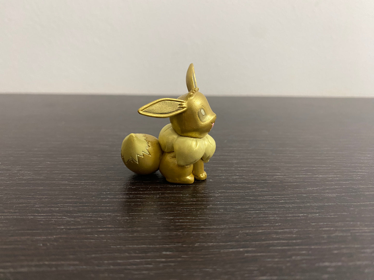 EEVEE GOLDEN SPECIAL EDITION  -  FIGURE TOMY CGTSJ