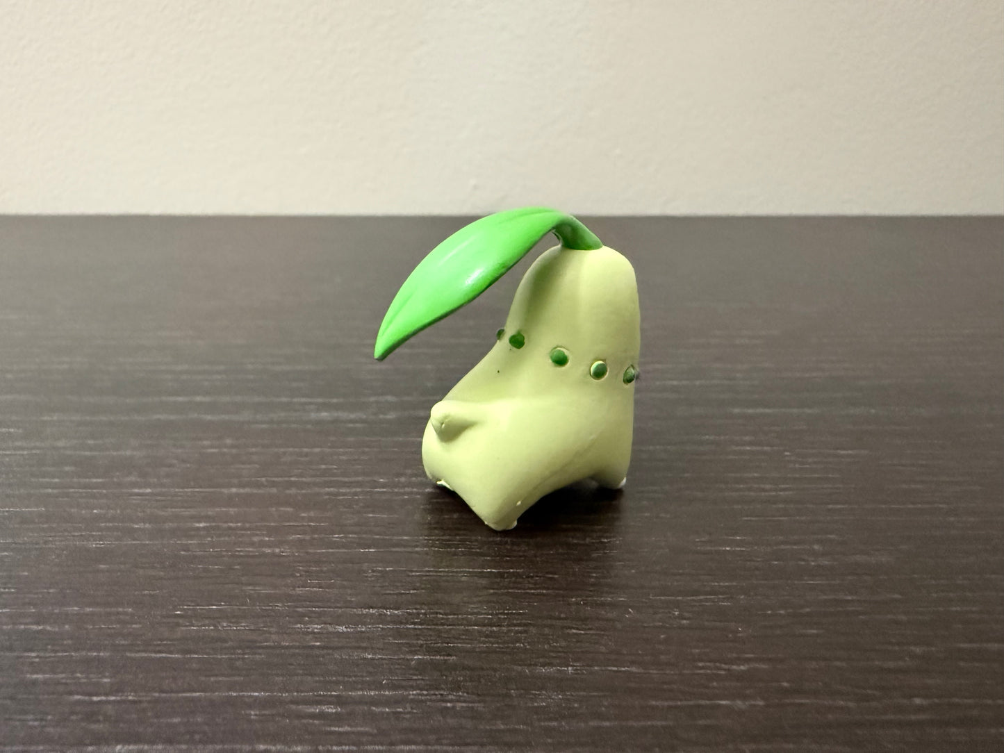 CHIKORITA - FIGURE TOMY CGTSJ