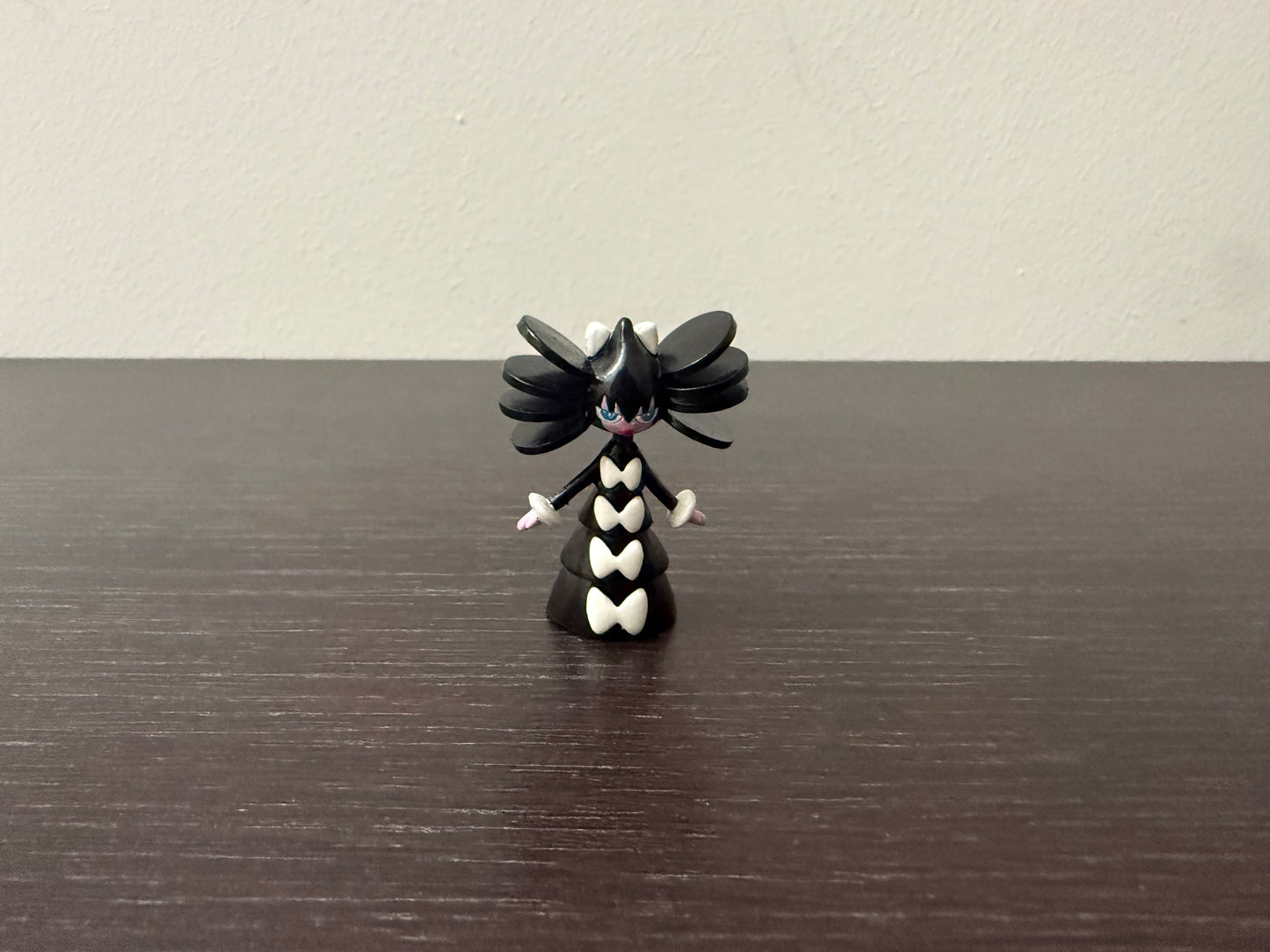 GOTHITELLE - FIGURE TOMY