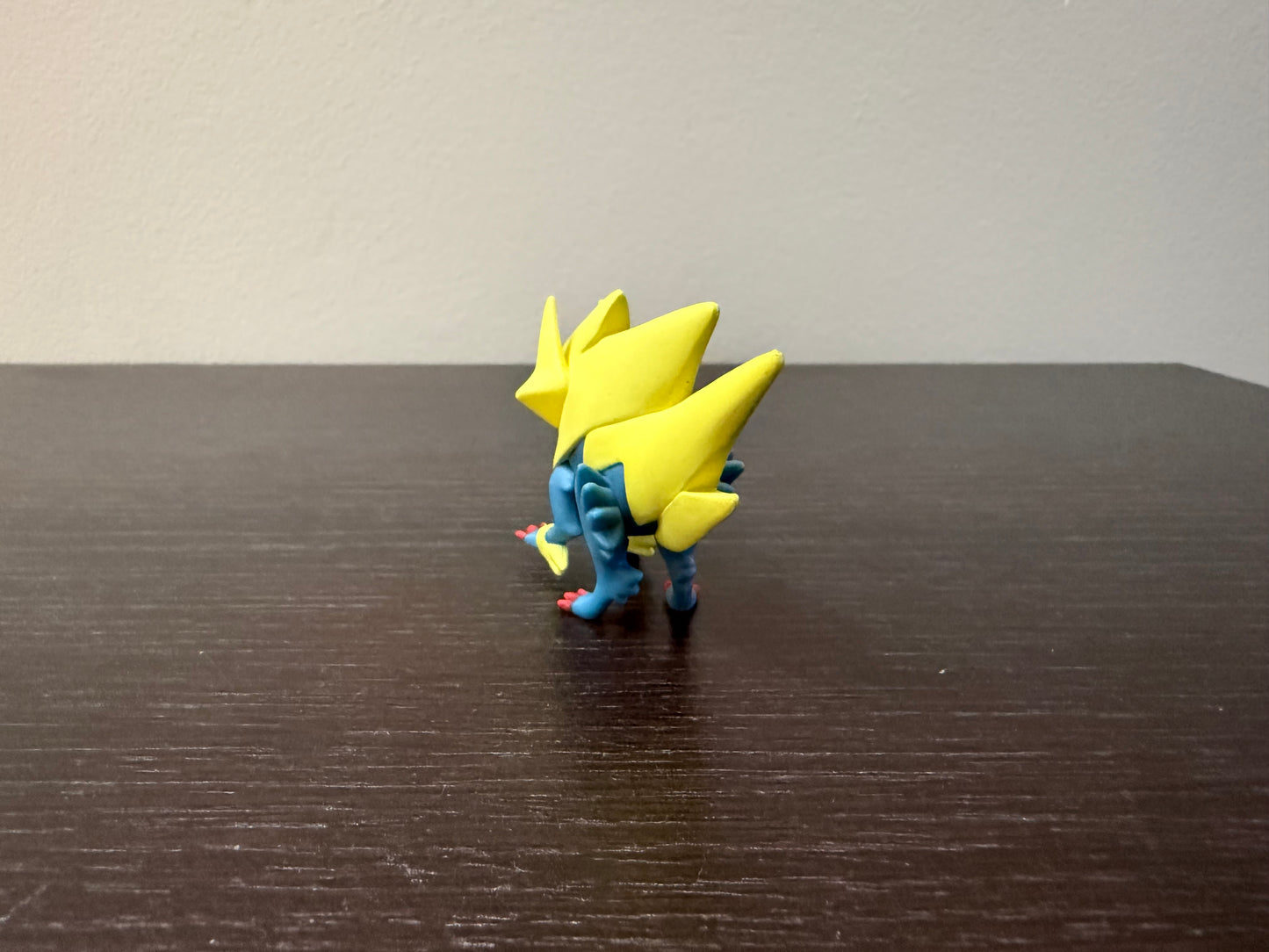 MEGA MANECTRIC - FIGURE TOMY