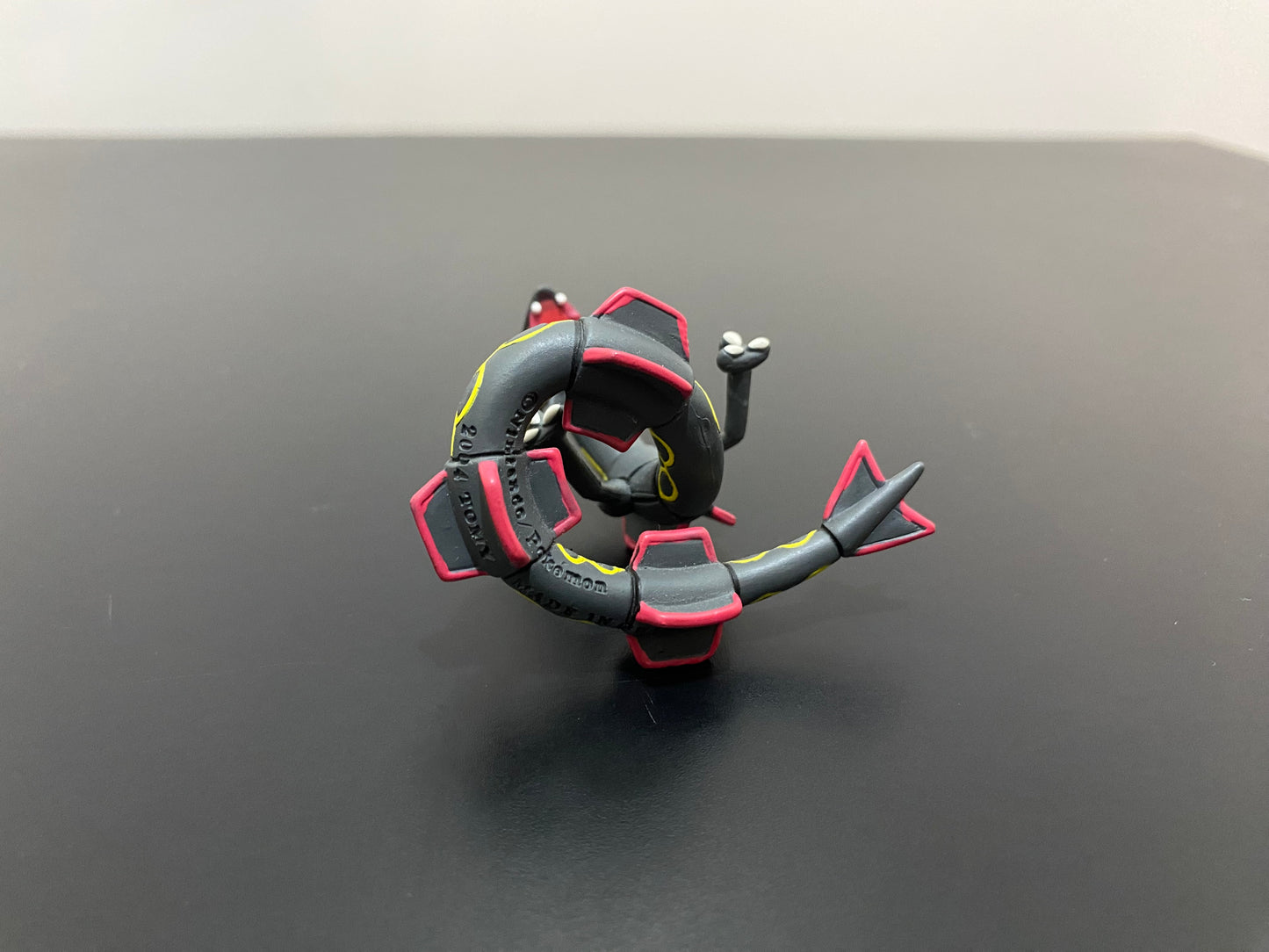 RAYQUAZA SHINING EXTREME RARE -  FIGURE TOMY CGTSJ