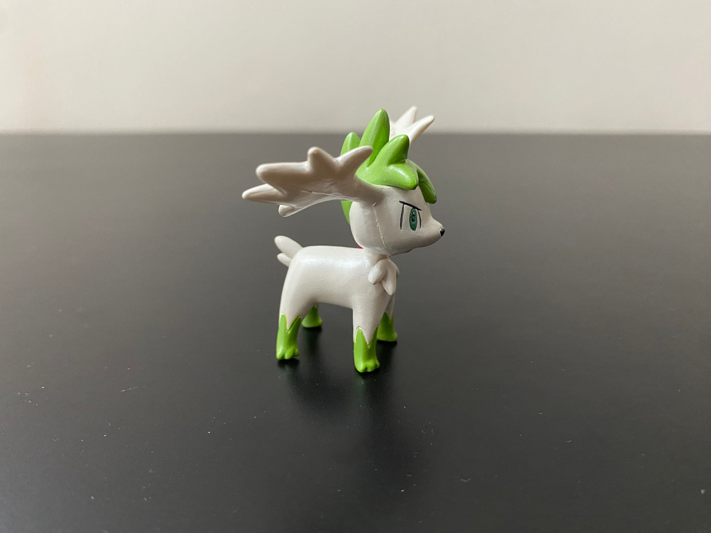 SHAYMIN SKY FORM - FIGURE TOMY CGTSJ