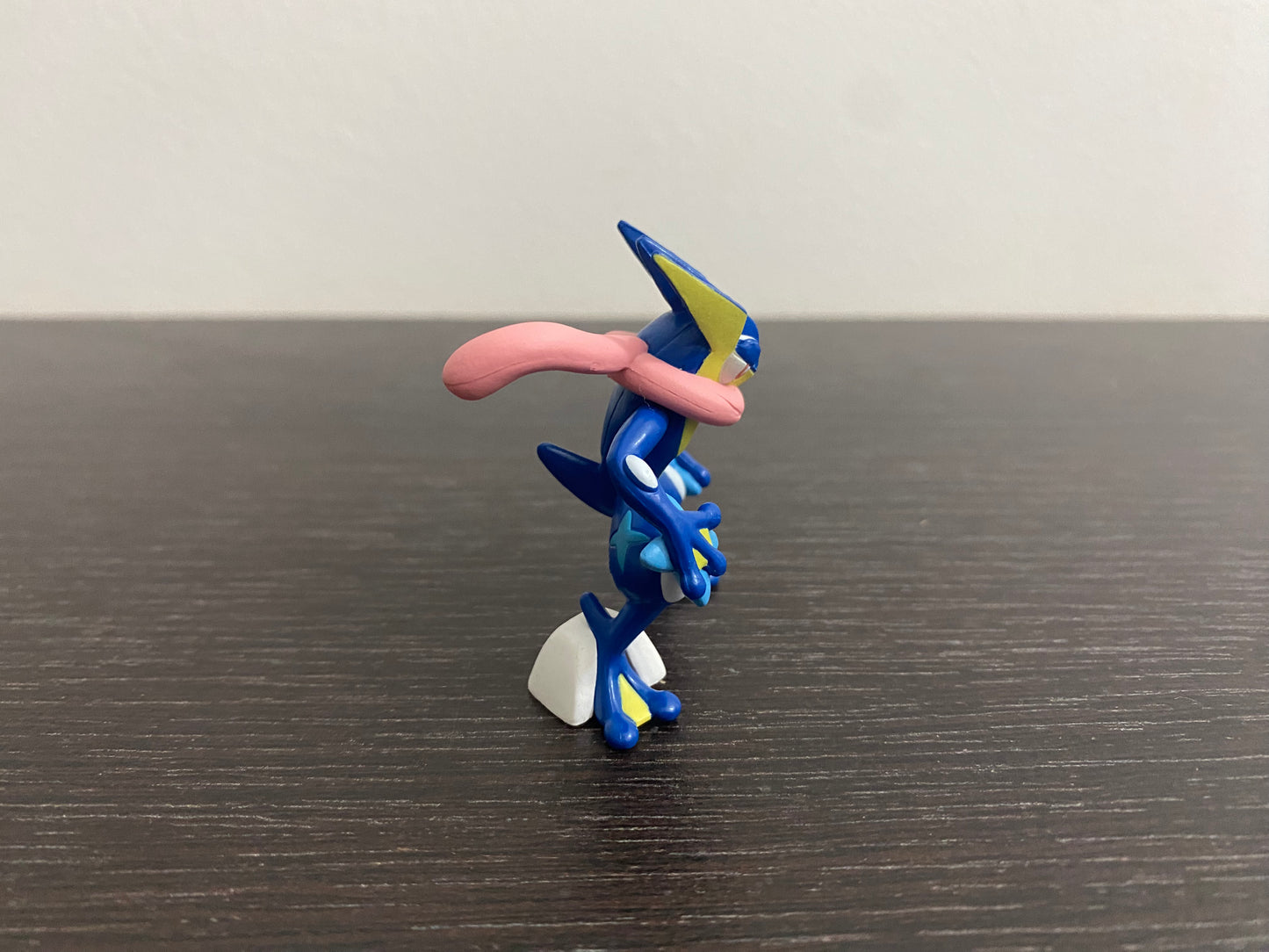 GRENINJA ALTERNATIVE POSE - FIGURE TOMY CGTSJ